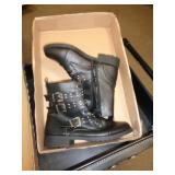 BOOTS SZ 10