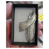 EMMONS RIBBON BROOCH