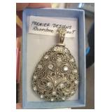 PREMIER DESIGNS RHINESTONE PENDANT