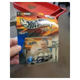 HOT WHEELS MIB NASCAR 2000