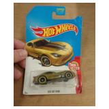 HOT WHEELS MIB -2013 SRT VIPER TREASURE HUNT 2015