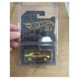 HOT WHEELS MIB -67 (GOLD)  CAMARO 50TH ANNIV 2017