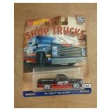 HOT WHEELS MIB - 83 CHEVY TRUCK 2017