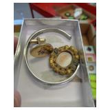 BRACELET & MIXED ITEMS