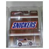 HOT WHEELS MIB -ANGLIA PANEL TRUCK 2013