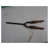 ANTIQUE CURLING IRON