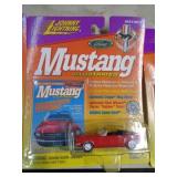 JOHNNY LIGHTNING MIB MUSTANG 1999