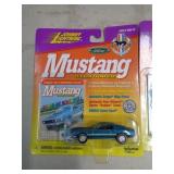 JOHNNY LIGHTNING MIB MUSTANG 1999