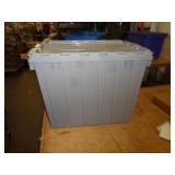 HINGED LID TOTE / UT