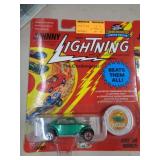 JOHNNY LIGHTNING MIB BUG BOMB 1993