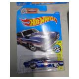 HOT WHEELS MIB 69 FORD TORINO 2015