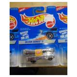 HOT WHEELS MIB -  WIENERMOBILE 1995