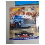 HOT WHEELS MIB 83 CHEVY SILVERADO 2017