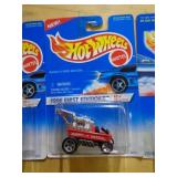 HOT WHEELS MIB -  RADIO FLYER WAGON 1995