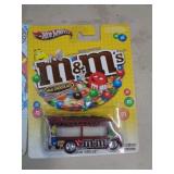 HOT WHEELS MIB - M&M 2013