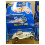 HOT WHEELS MIB -MERCEDES 1990