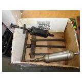 GREASE GUNS & PULLER / UT