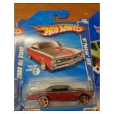HOT WHEELS MIB -67 PONTIAC GTO 2009