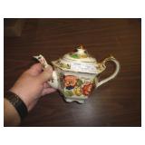 ENGLISH TEA POT