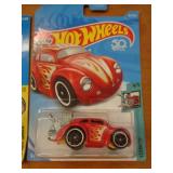 HOT WHEELS MIB - BEETLE 2017