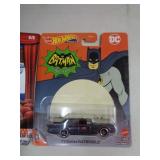 HOT WHEELS MIB BATMOBILE