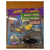 JOHNNY LIGHTNING MIB ELVIRA MACABRE 1996