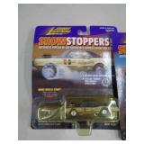 JOHNNY LIGHTNING MIB OLDS 1998