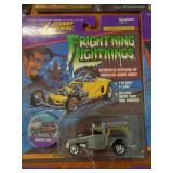 JOHNNY LIGHTNING MIB VAMPIRE VAN 1996