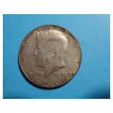1967 KENNEDY HALF 40% SILVER