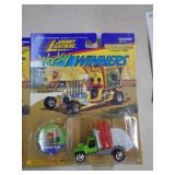 JOHNNY LIGHTNING MIB GARBAGE TRUCK 1996