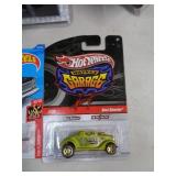 HOT WHEELS MIB NEET STREETER 1/39 2009