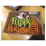 10 - HALLOWEEN DECOR