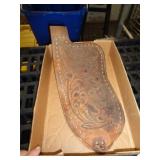LEATHER SADDLE PIECE