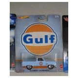 HOT WHEELS MIB 83 CHEVY SILVERADO 2020