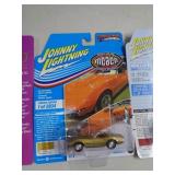 JOHNNY LIGHTNING MIB 69 CORVETTE 2020