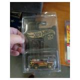 HOT WHEELS MIB RANGE ROVER 2021