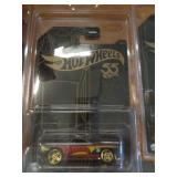 HOT WHEELS MIB 2015 CHALLENGER 2021