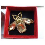 BEE BROOCH