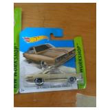 HOT WHEELS MIB - 68 BARRACUDA 2013