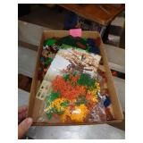 LEGOS   TREEHOUSE SET