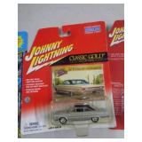 JOHNNY LIGHTNING MIB  67 PLYMOUTH 2003