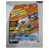 JOHNNY LIGHTNING MIB  63 FORD GALAXIE