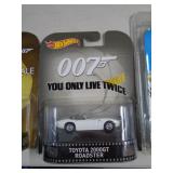 HOT WHEELS MIB  TOYOTA 007 2014