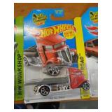 HOT WHEELS MIB - FAST-BED HAULER 2013