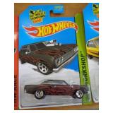 HOT WHEELS MIB - 64 CHEVELLE 2013