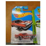 HOT WHEELS MIB - 69 COUGAR 2013