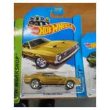 HOT WHEELS MIB - 71 MUSTANG MACH I 2013