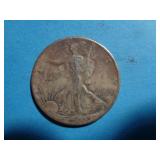 1945 WALKING LIBERTY HALF 90% SILVER