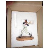 HANK AARON 4' FIGURE / BAT BROKE
