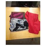 4XK WOMENS SHIRTS & MED PANTS